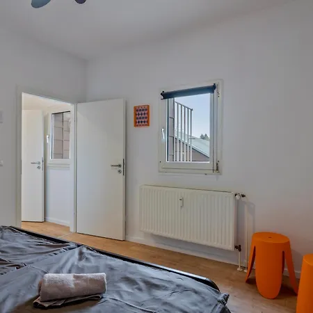 Apartment Deine Bude - 4 Doppelzimmer, 2 Bäder, Küche