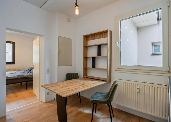 Deine Bude - 4 Doppelzimmer, 2 Baeder, Kueche 公寓 *