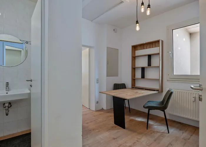 公寓 Deine Bude - 4 Doppelzimmer, 2 Baeder, Kueche *